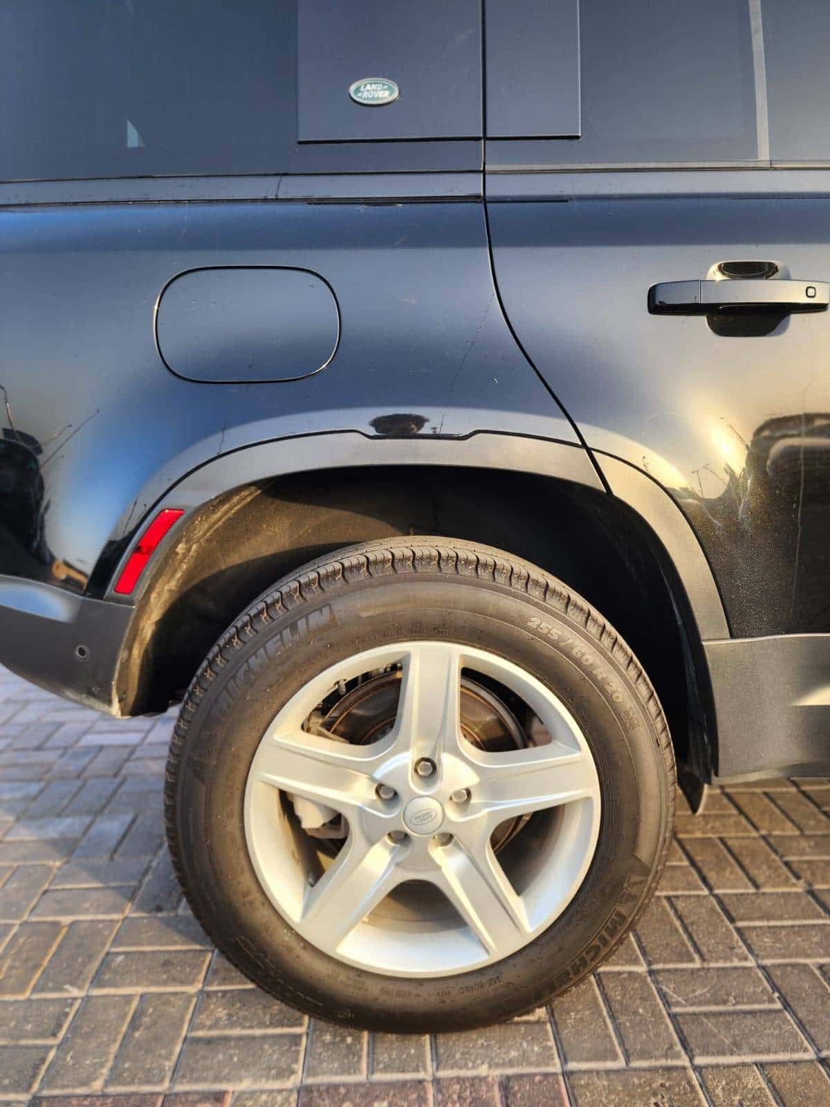 LAND ROVER DEFENDER 110 SE 2023 thumbnail 5