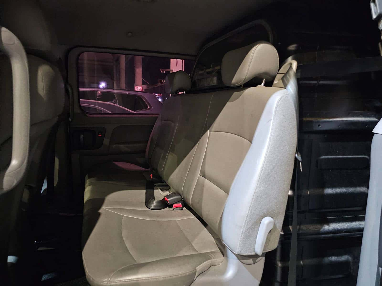Hyundai GRAND STAREX 2013 thumbnail 6