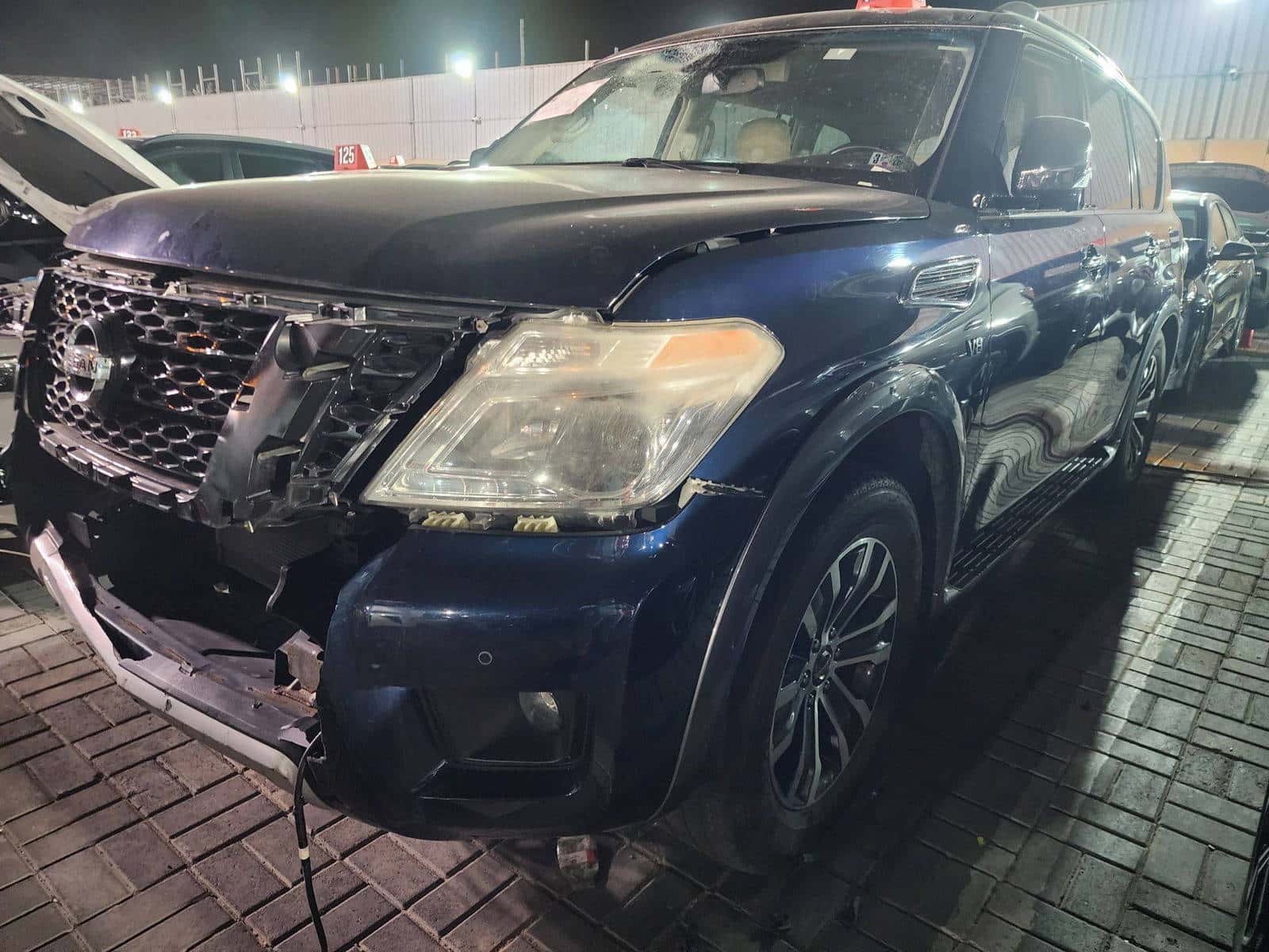 Nissan Armada 2017 thumbnail 2