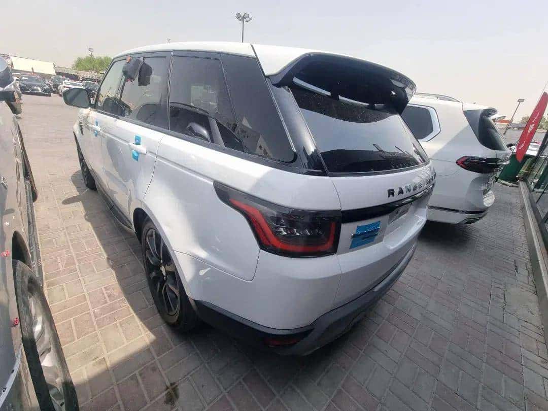 Land Rover Range Rover Sport 2019 thumbnail 3