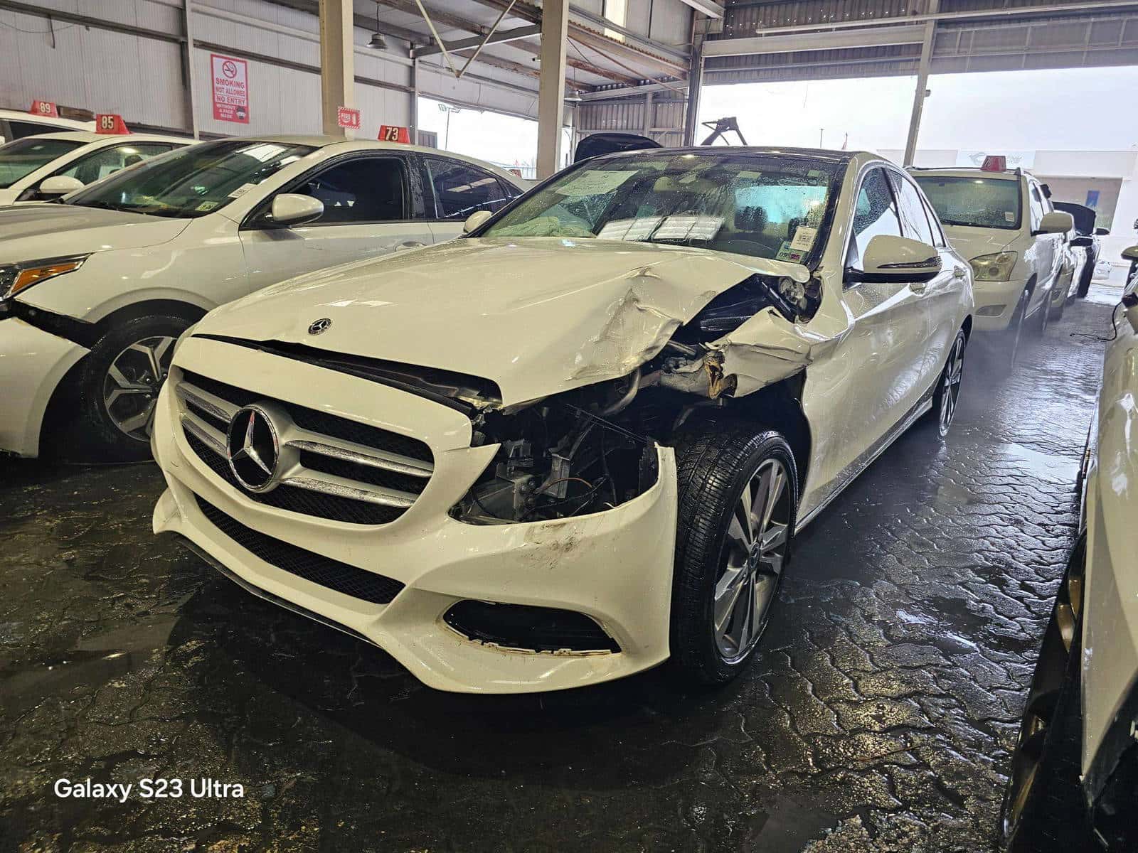 MERCEDES BENZ C300 - Exterior