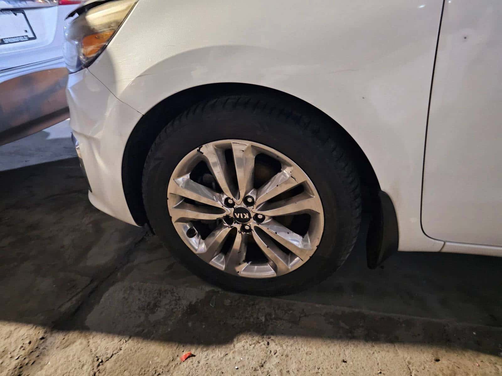 KIA SEDONA 2015 thumbnail 5