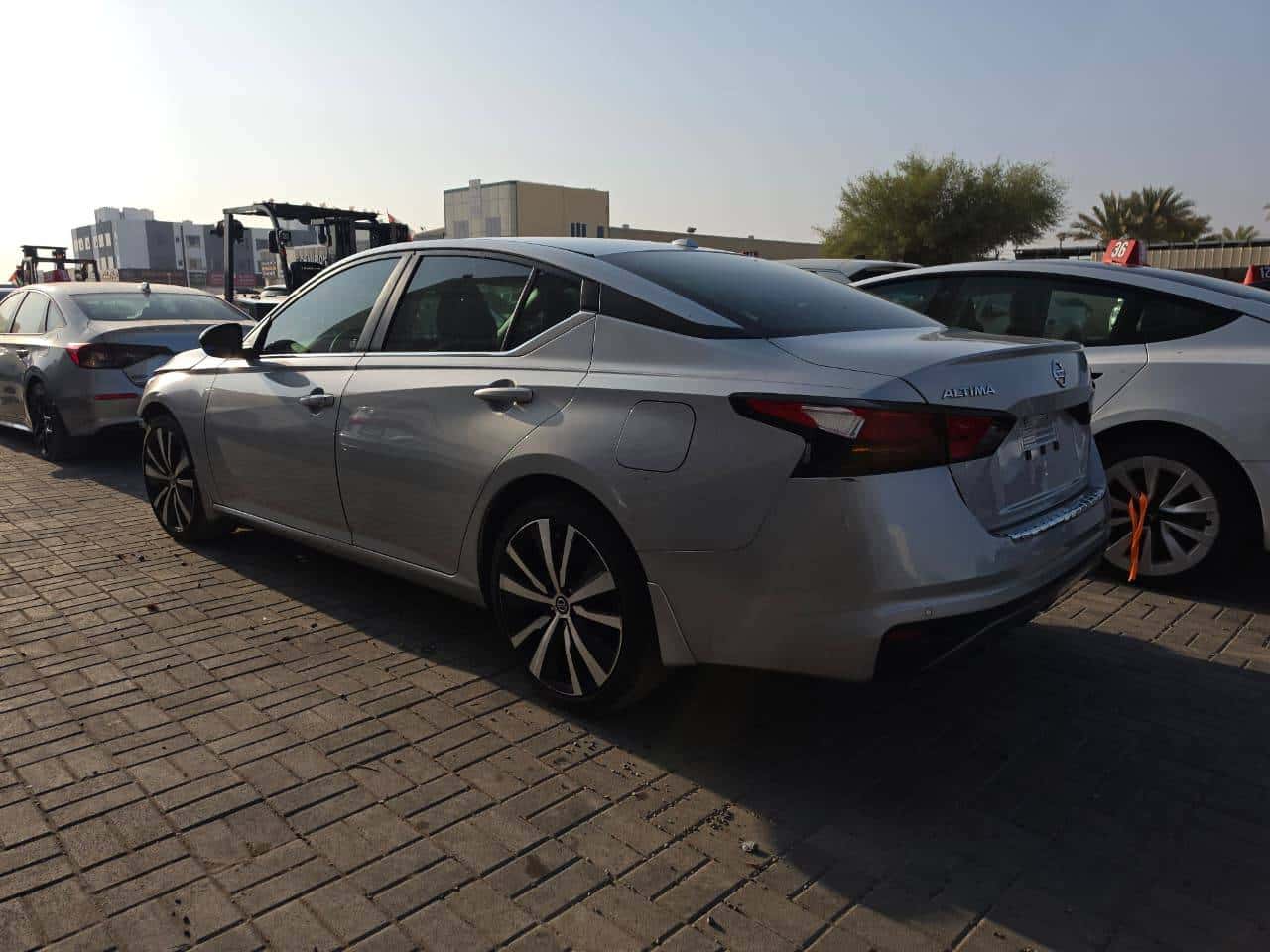 Nissan Altima 2022 thumbnail 4