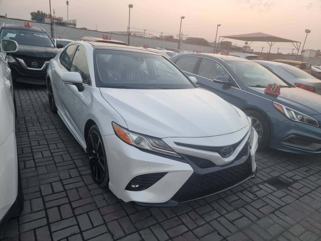 Toyota Camry 2020 thumbnail 1