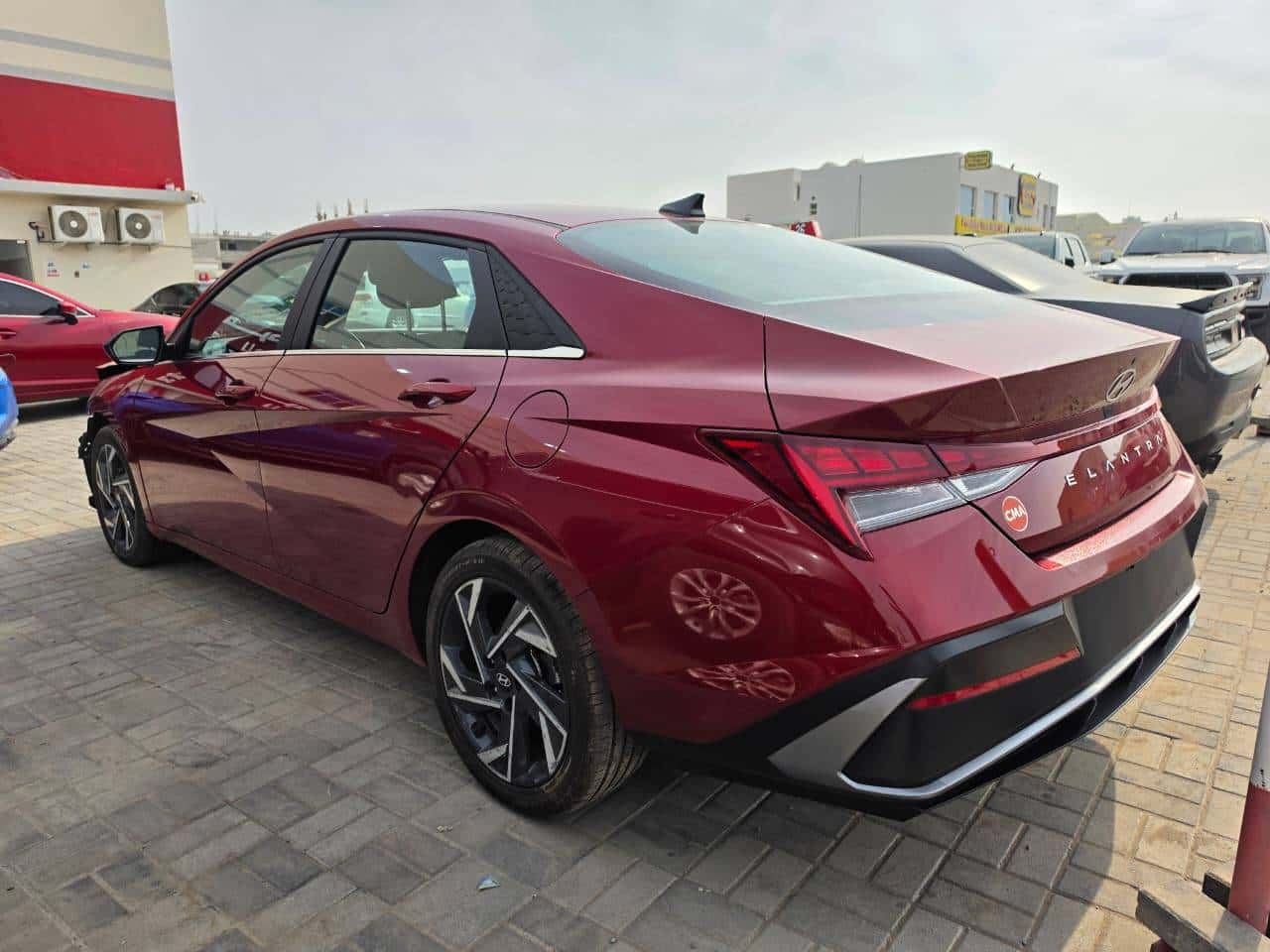Hyundai Elantra 2024 thumbnail 4