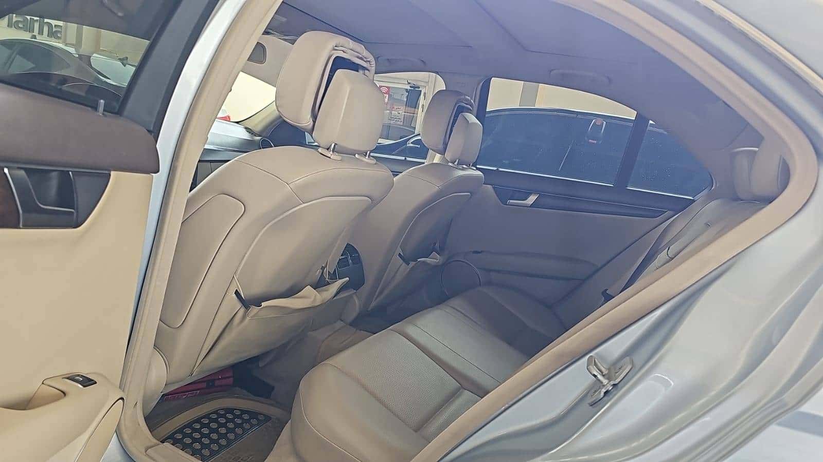MERCEDES BENZ C200 2013 thumbnail 6