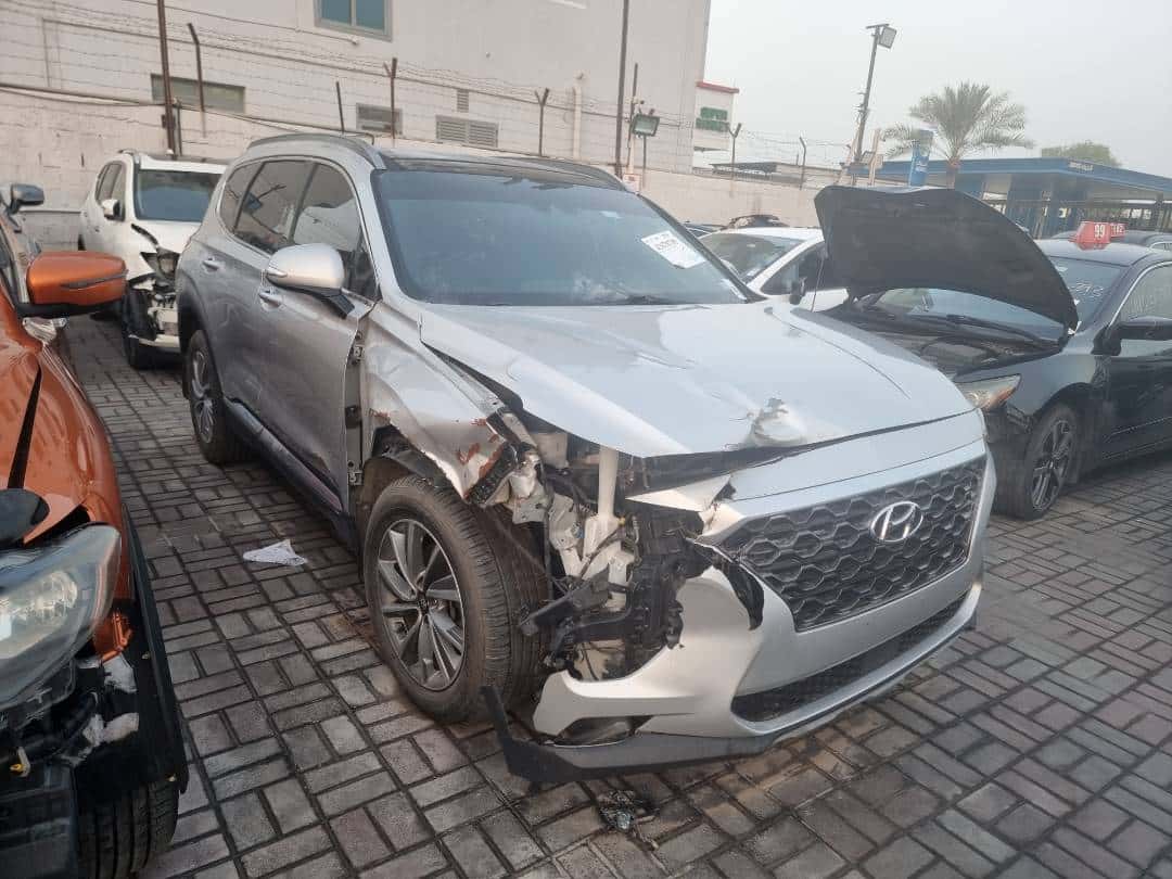 Hyundai Santa Fe 2019 thumbnail 3