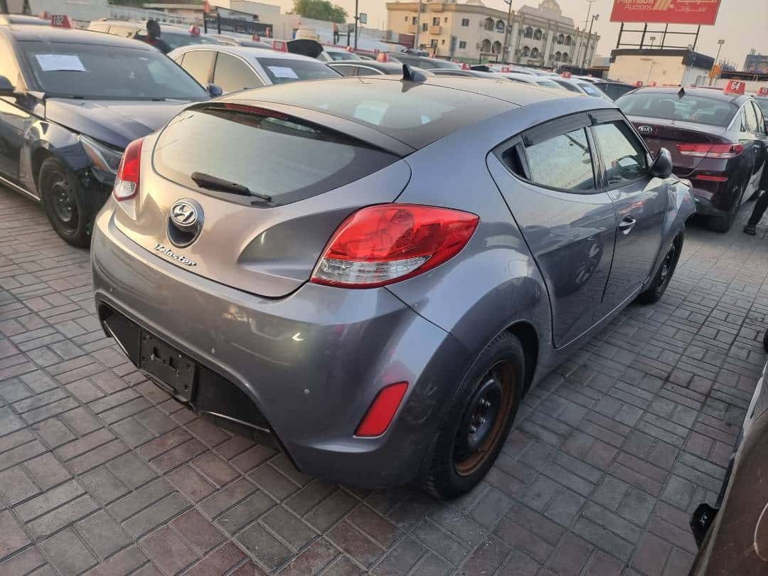 Hyundai Veloster 2016 thumbnail 2