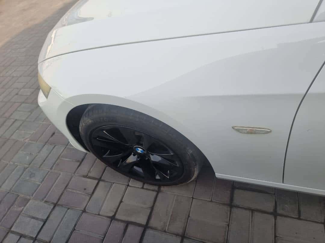 BMW 230i 2011 thumbnail 5