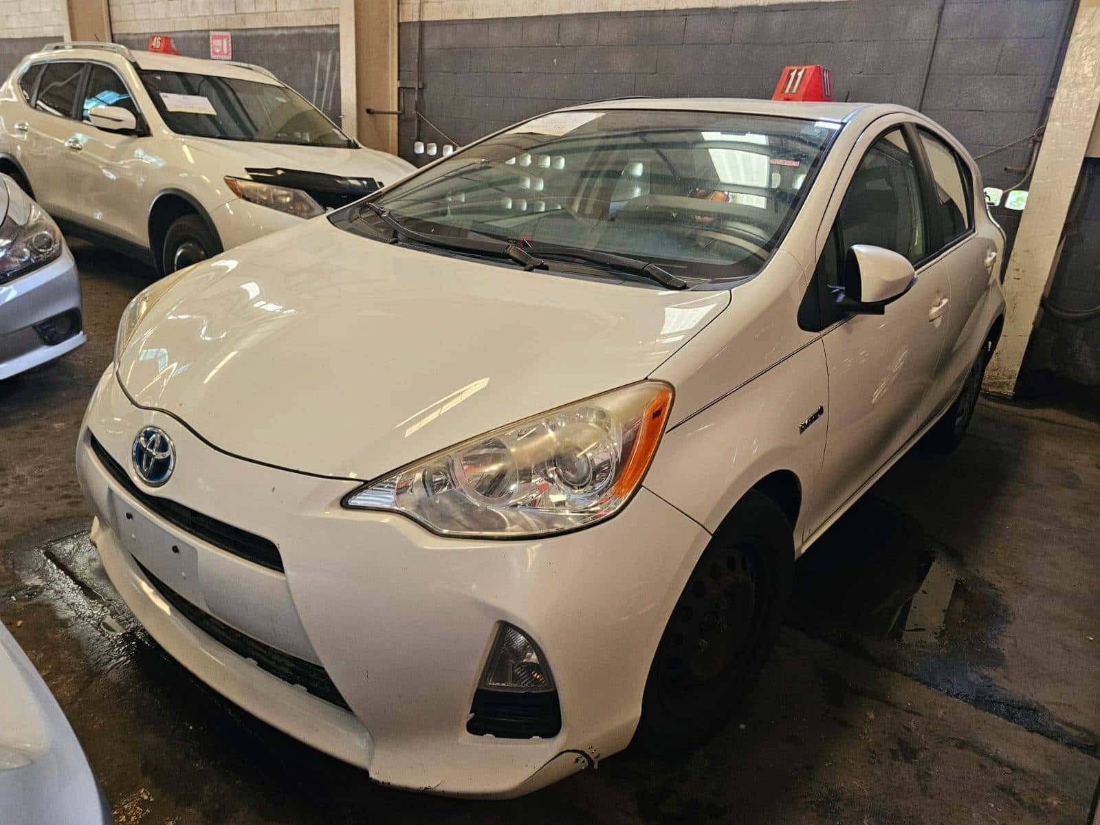 Toyota Prius 2014 thumbnail 1