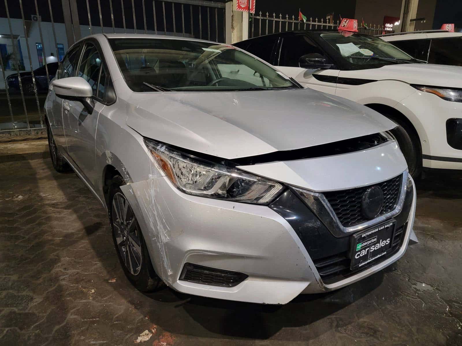 Nissan Versa 2021 thumbnail 3