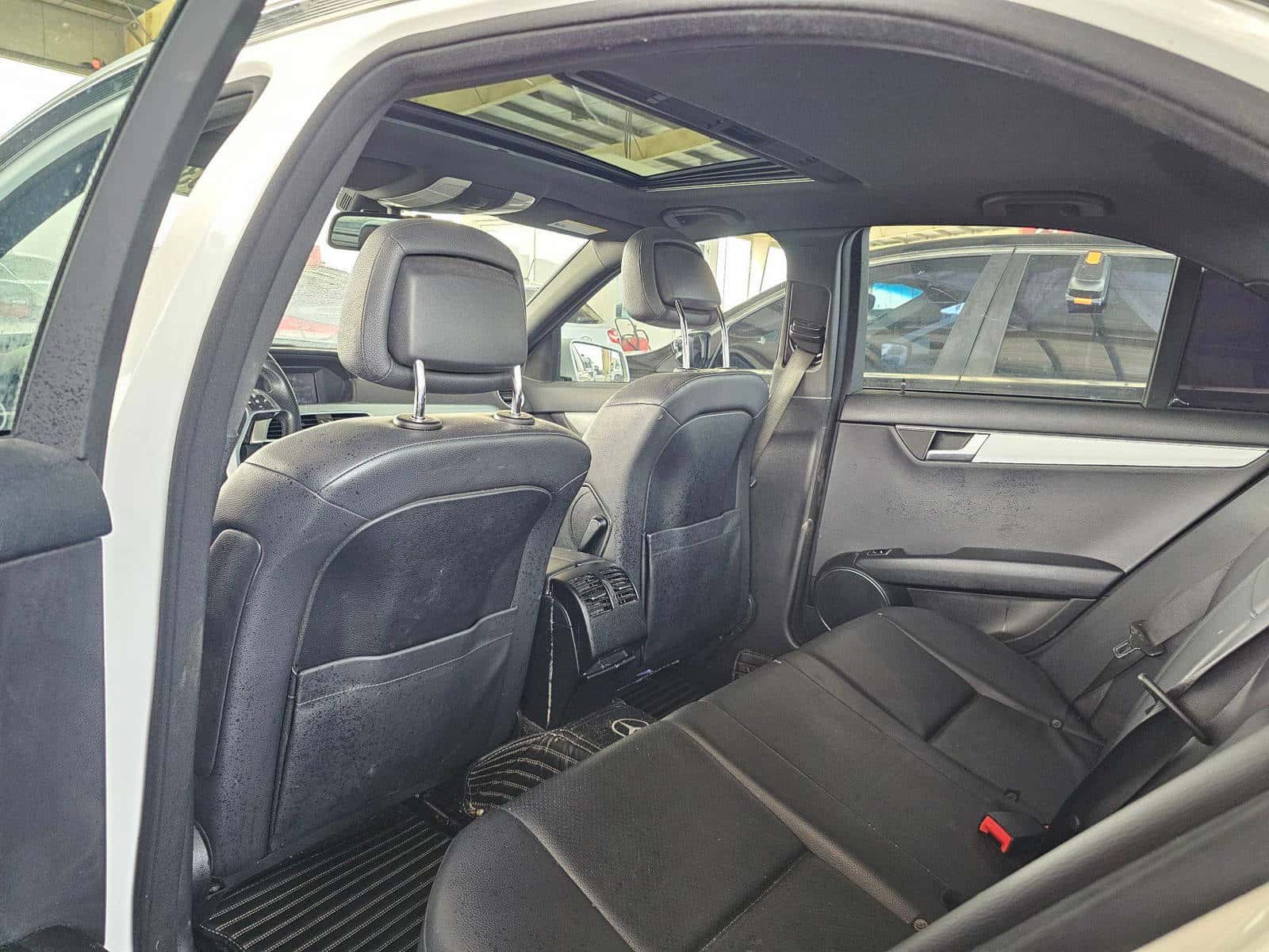 MERCEDES BENZ C-250 2013 thumbnail 5