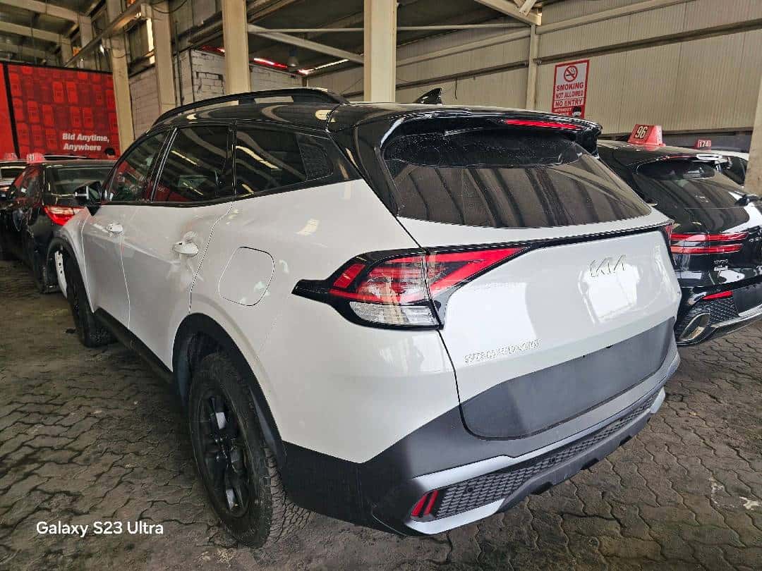 KIA SPORTAGE 2023 thumbnail 1