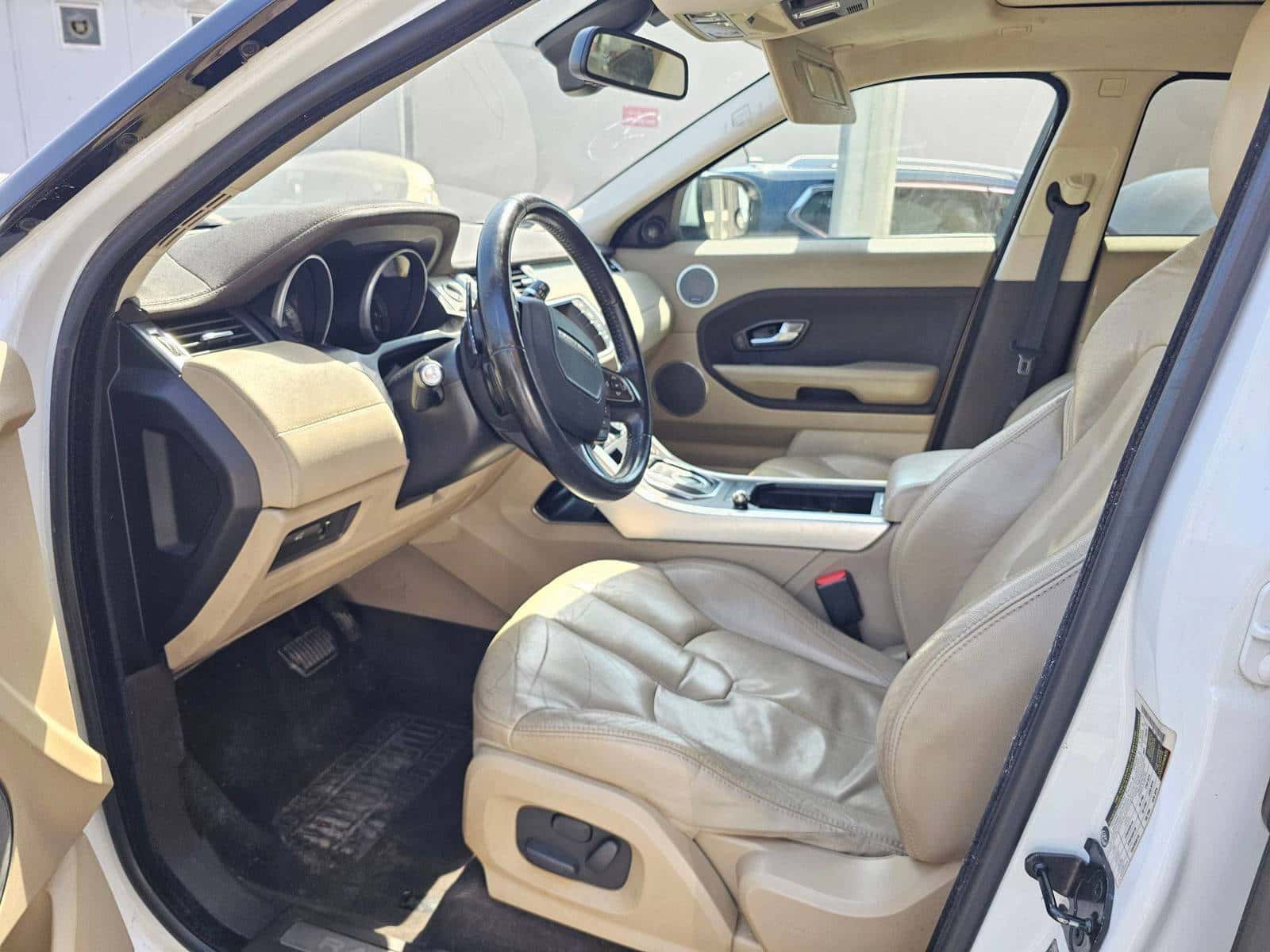 LAND ROVER RANGE ROVER EVOQUE PURE - Exterior