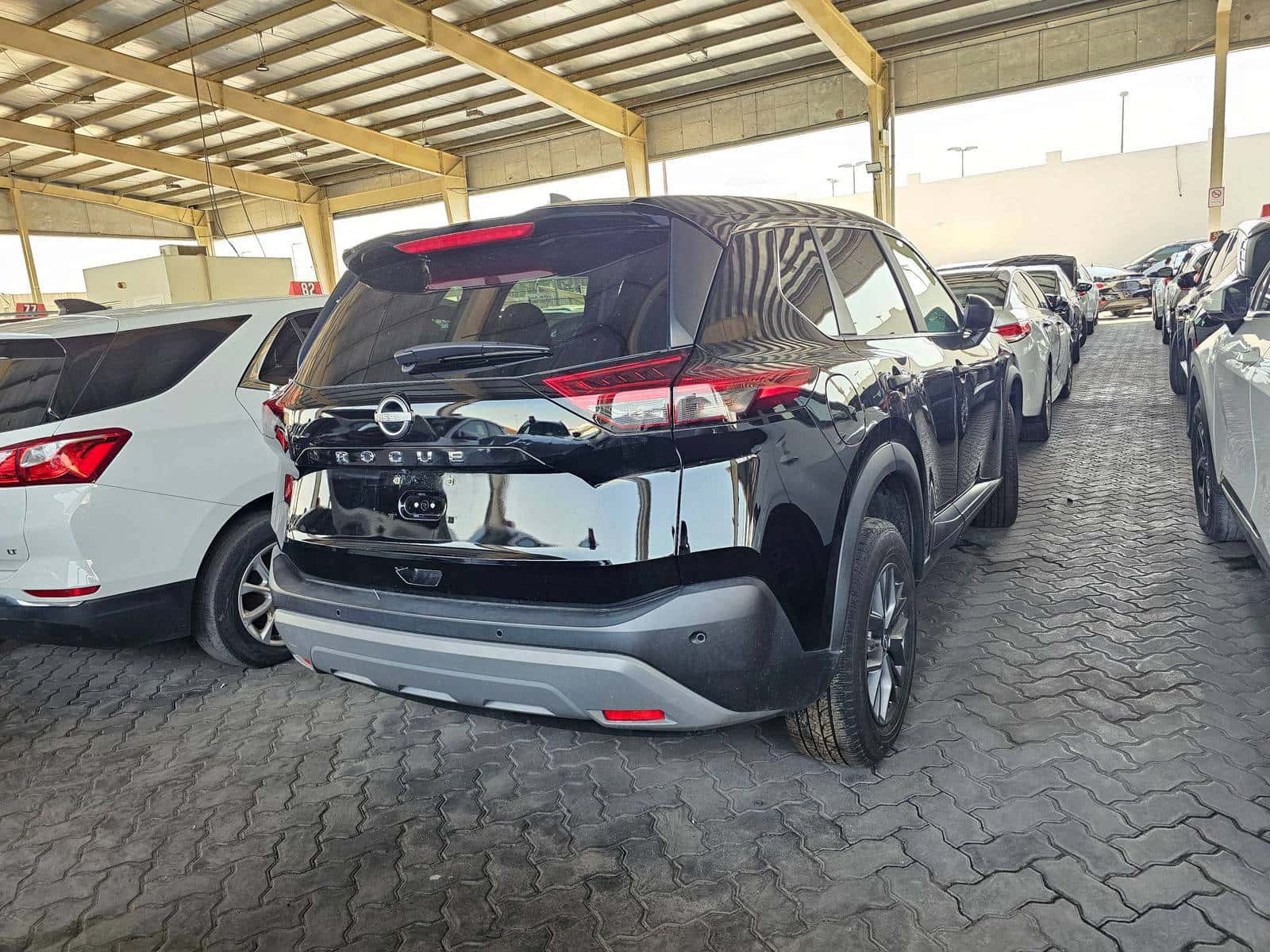 NISSAN ROGUE 2023 thumbnail 2