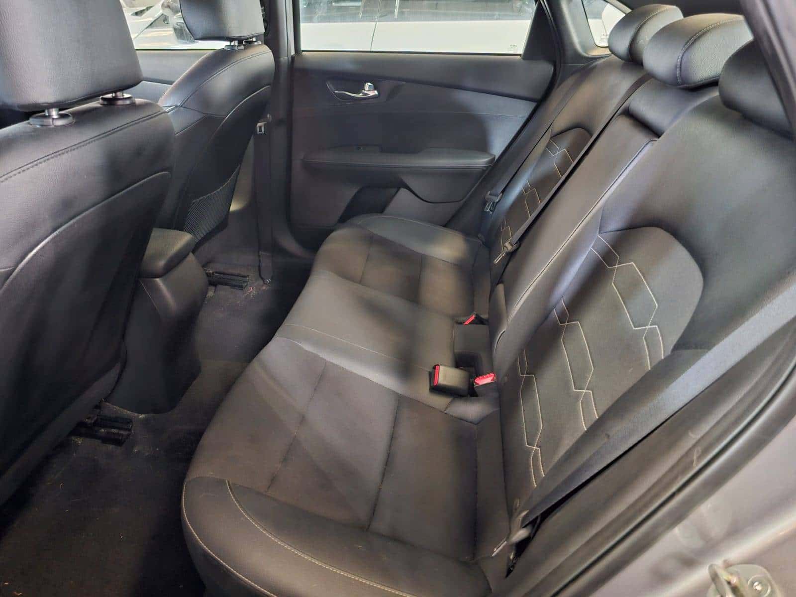 Kia Forte 2024 thumbnail 7
