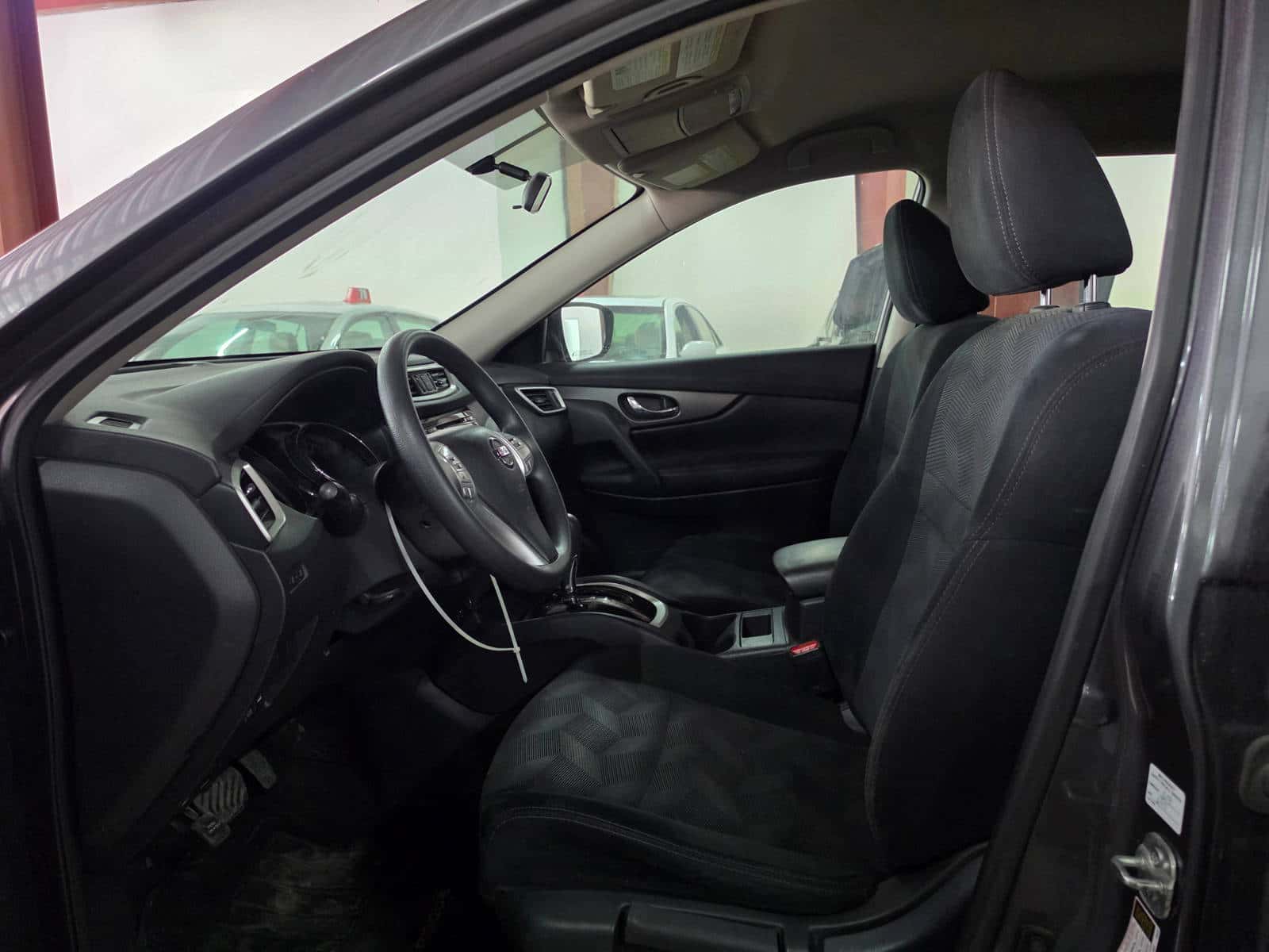 Nissan Rogue 2016 thumbnail 6