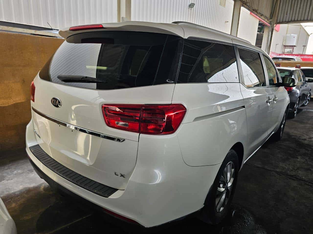 KIA SEDONA 2020 thumbnail 4