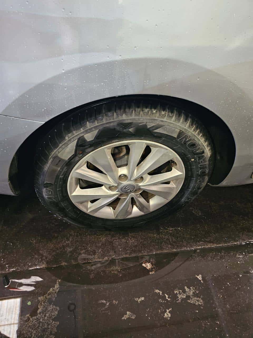 KIA SEDONA 2016 thumbnail 6