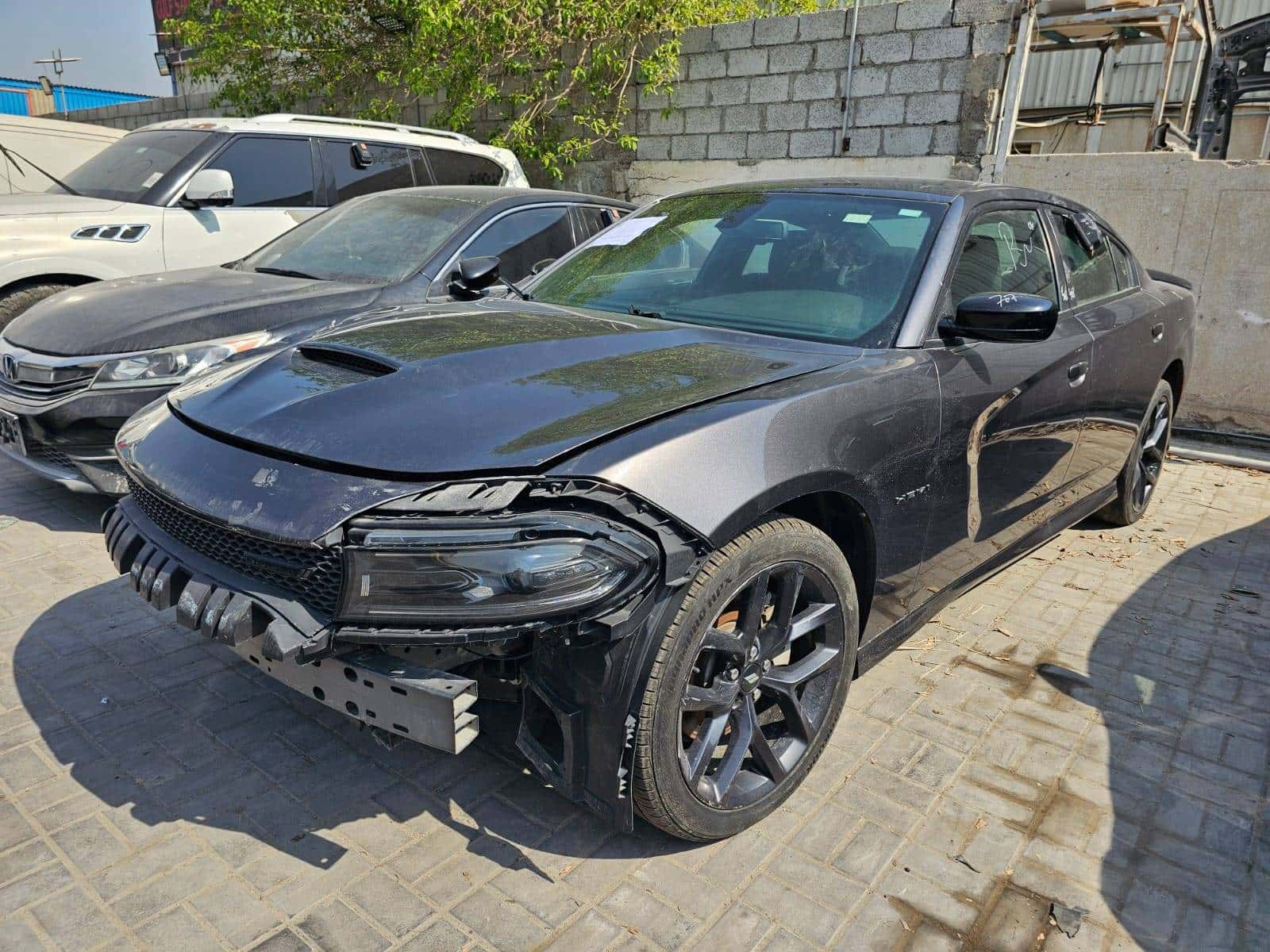 Dodge Charger 2022 thumbnail 2
