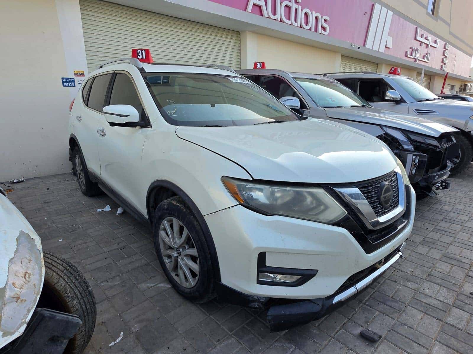 Nissan Rogue 2018 thumbnail 3