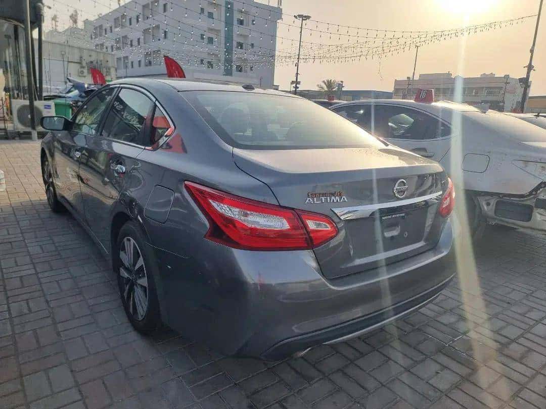 Nissan Altima 2017 thumbnail 3