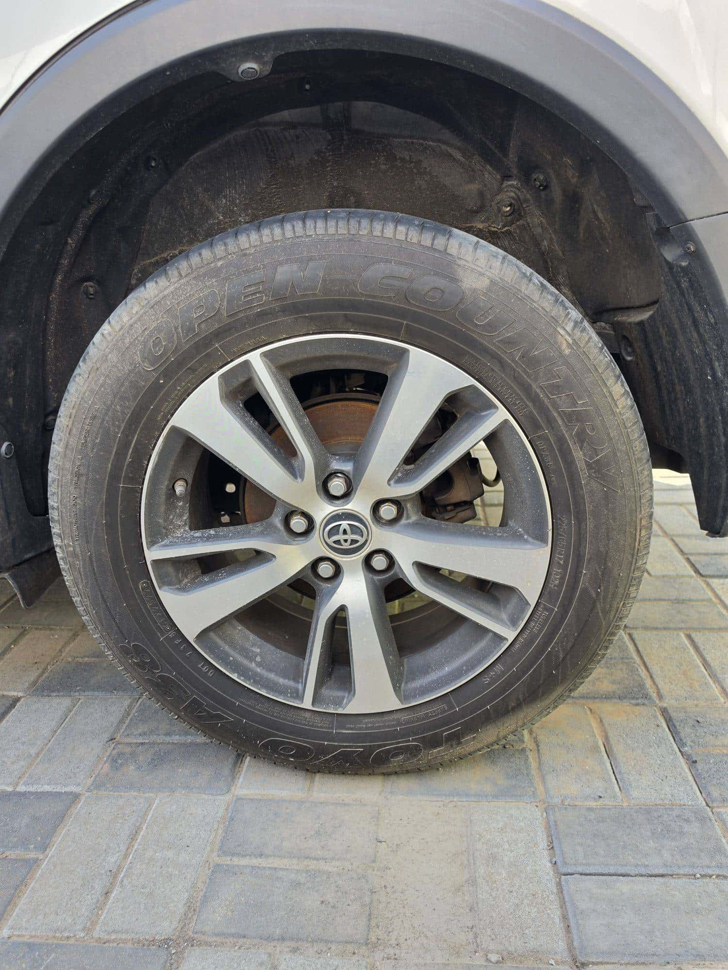 TOYOTA RAV4 2018 thumbnail 6