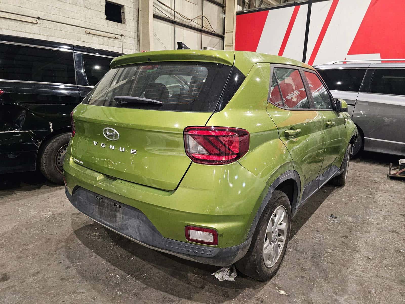 HYUNDAI VENUE SE 2021 thumbnail 2