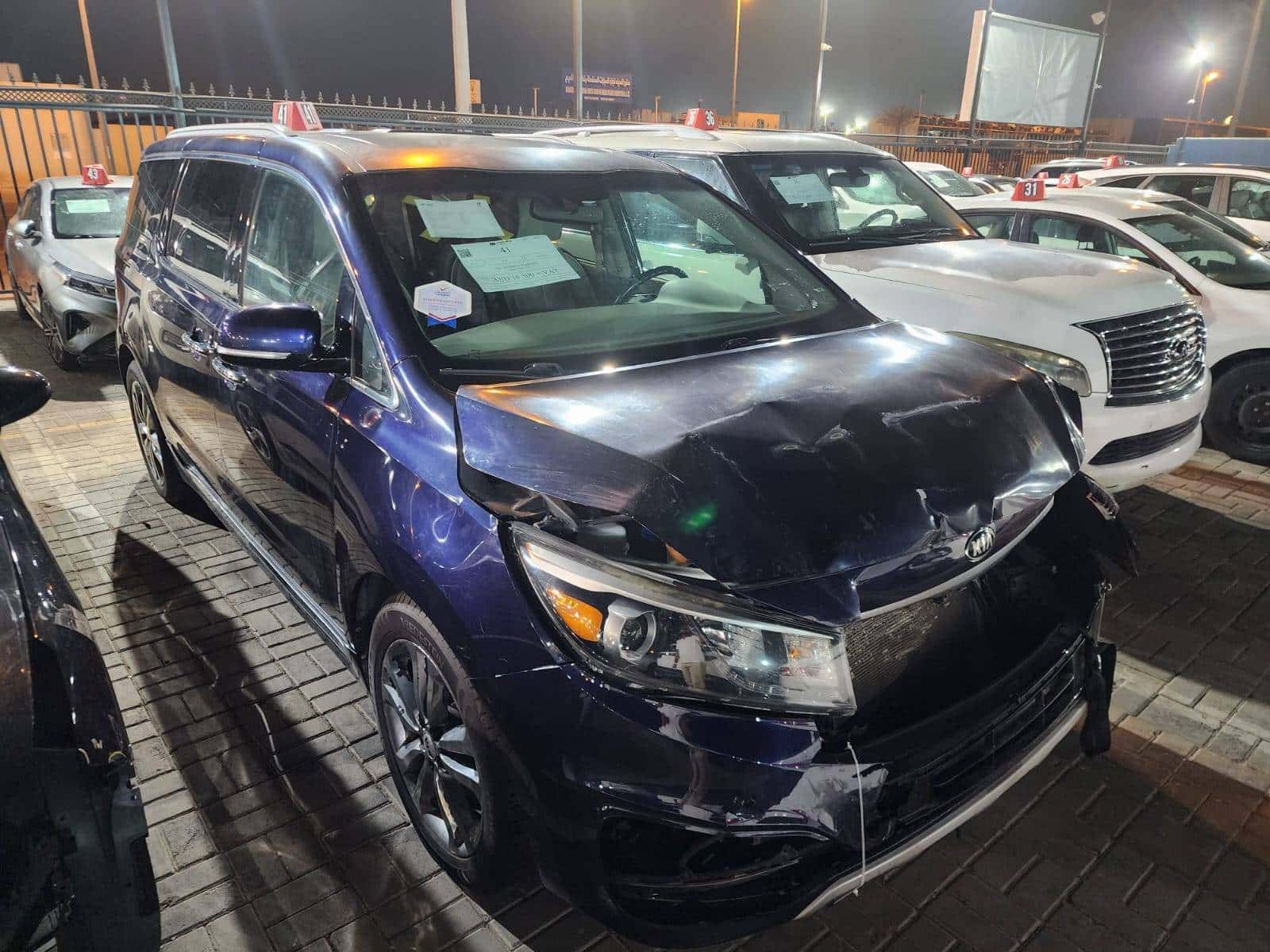 KIA SEDONA 2018 thumbnail 3