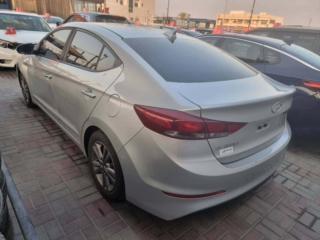 Hyundai Elantra 2017 thumbnail 4