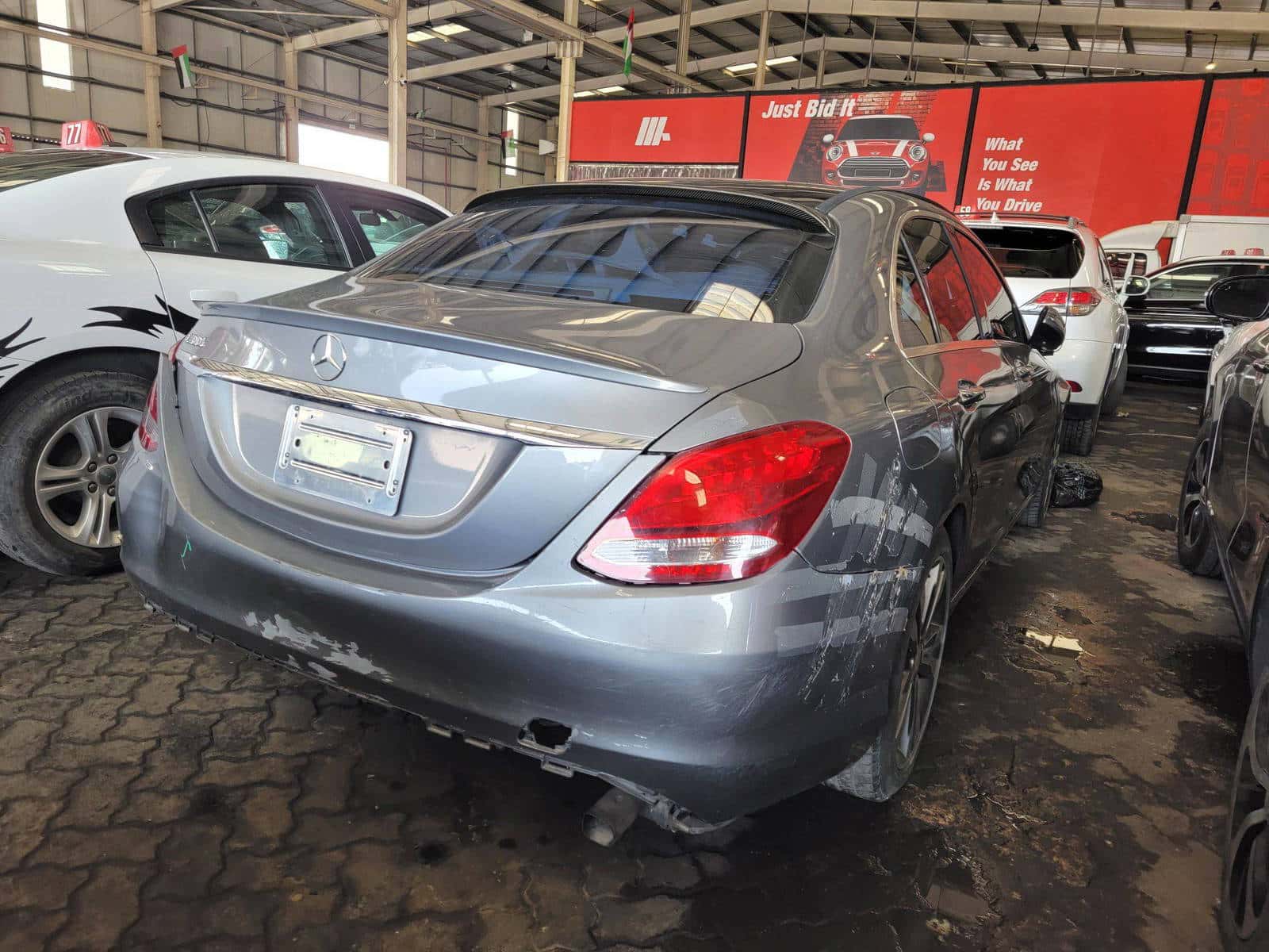 MERCEDES BENZ C300 - Exterior