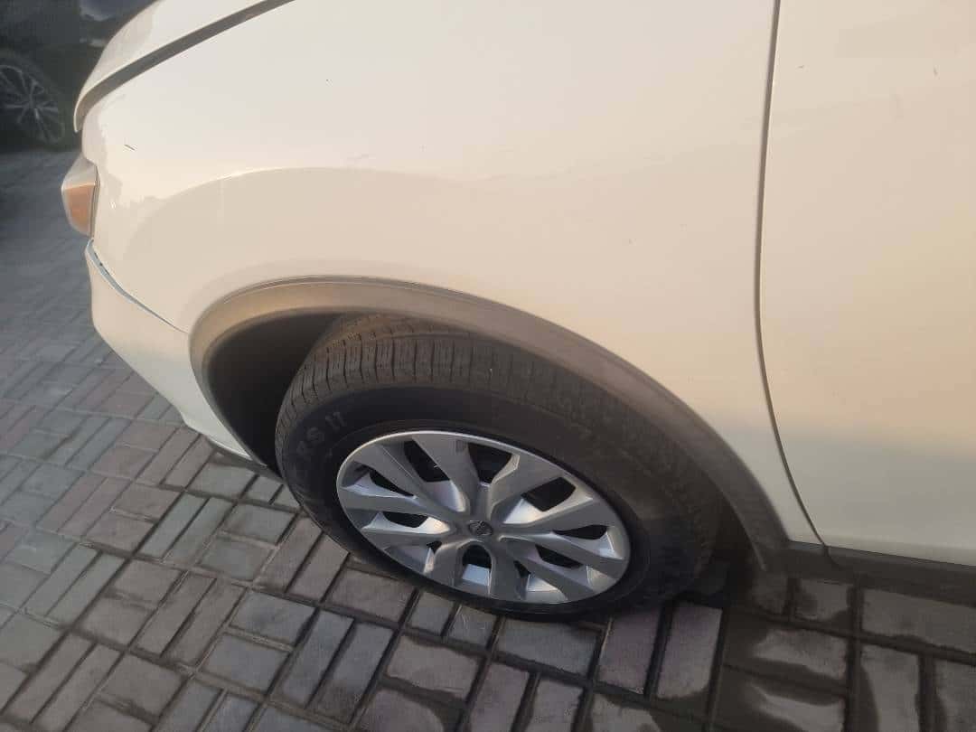 Nissan Rogue 2018 thumbnail 7