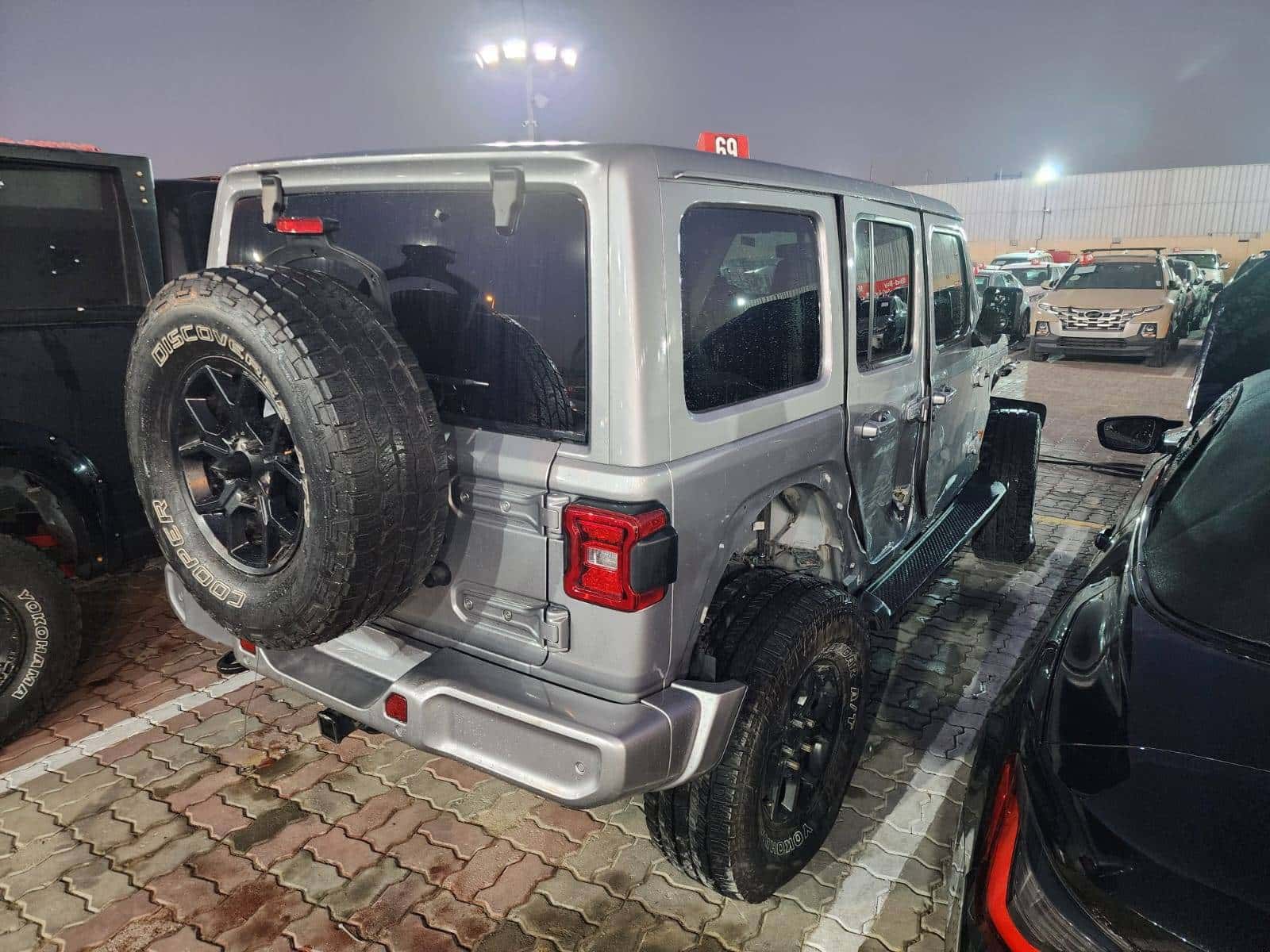 JEEP WRANGLER UNLIMITED SAHARA 2021 thumbnail 5