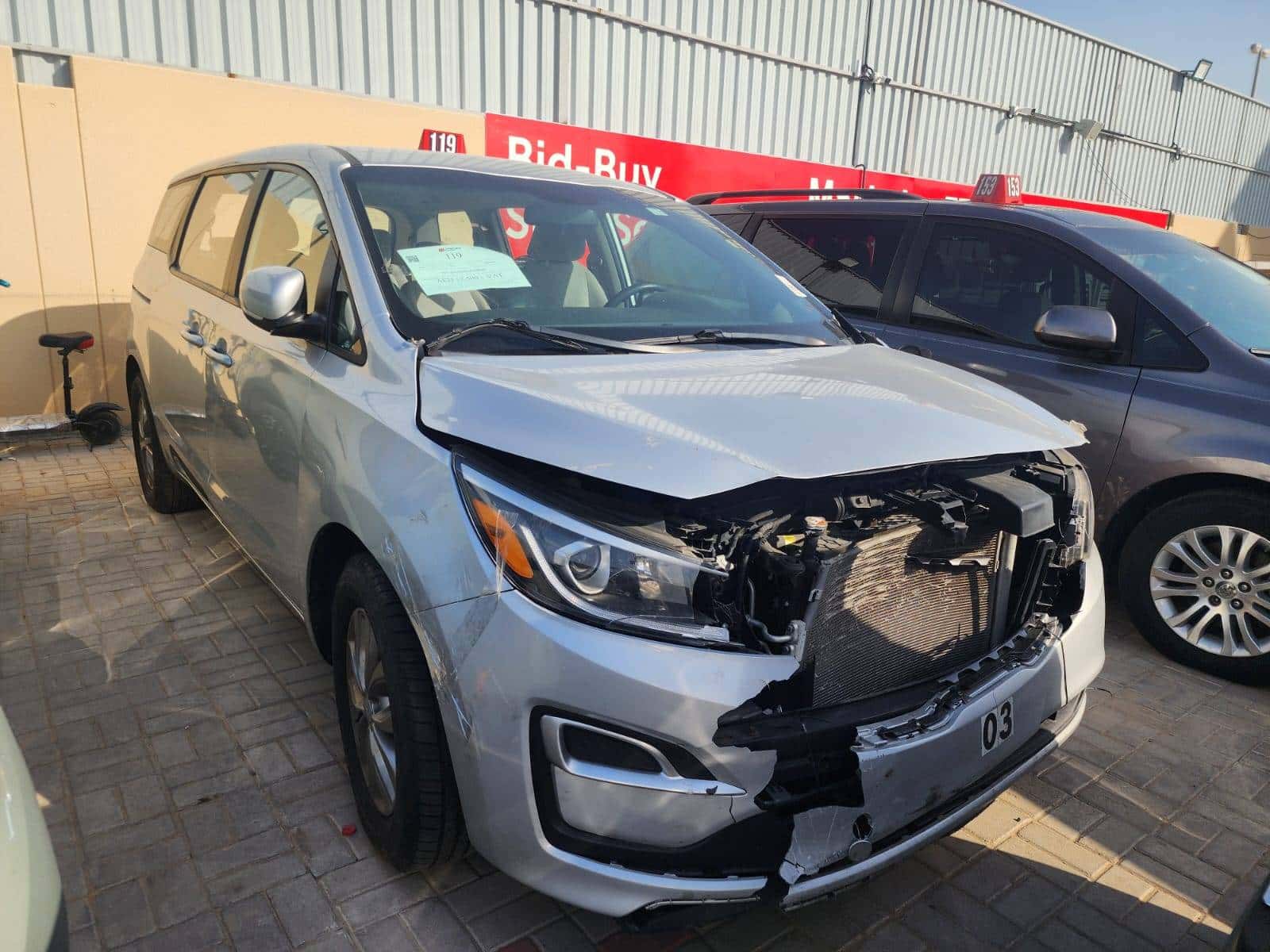 KIA SEDONA - Exterior