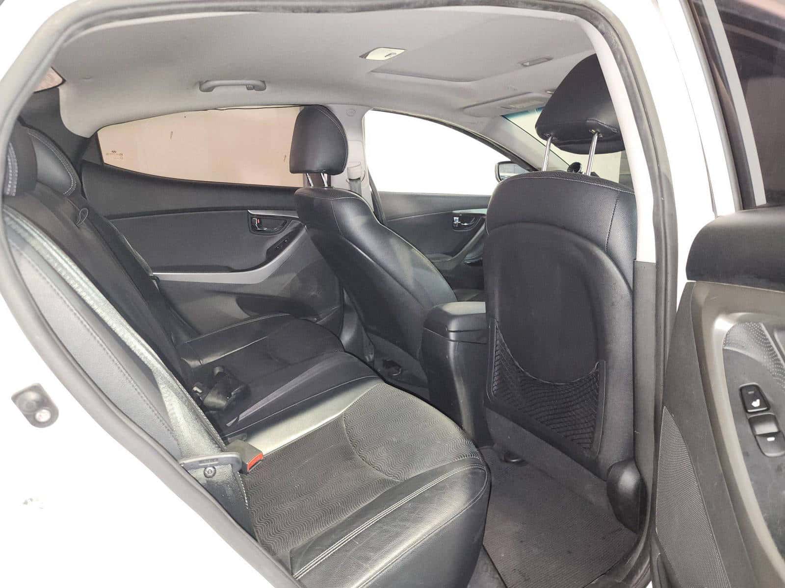 HYUNDAI AVANTE - Exterior