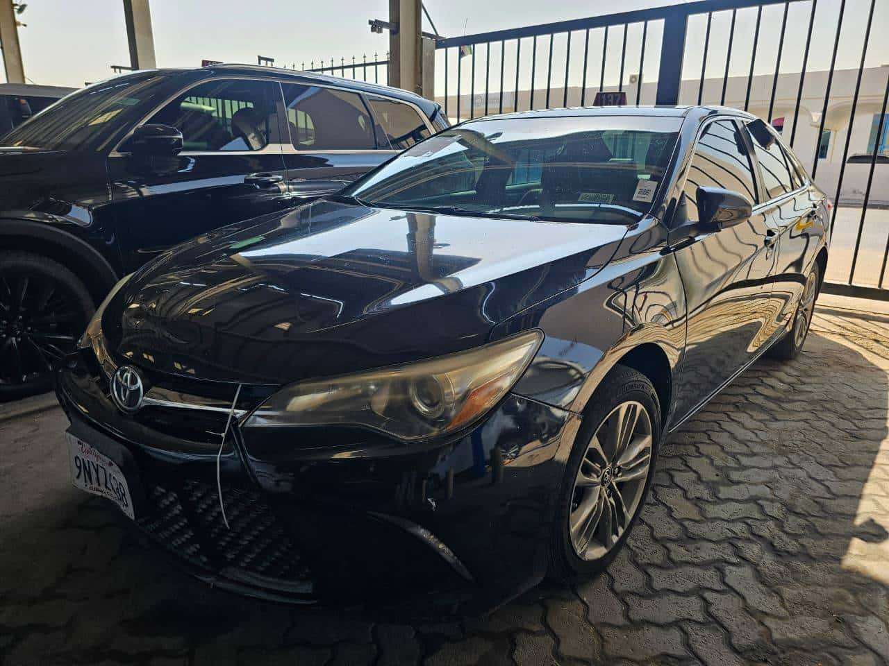 TOYOTA CAMRY - Exterior