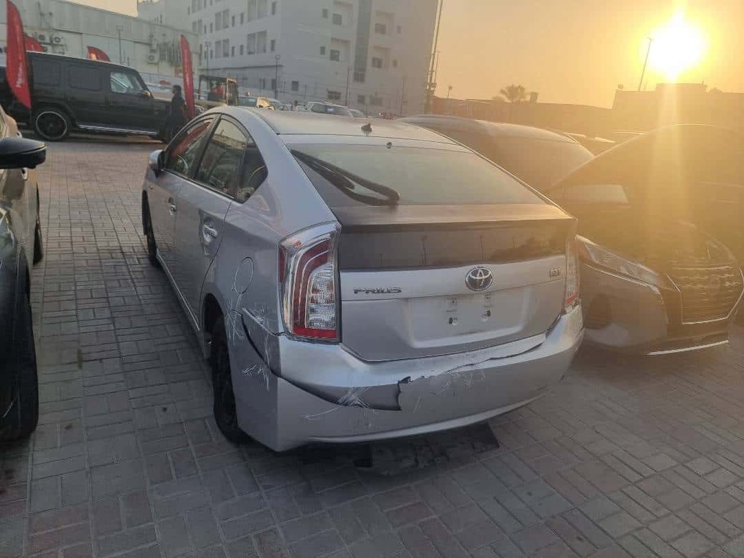 Toyota Prius 2013 thumbnail 2