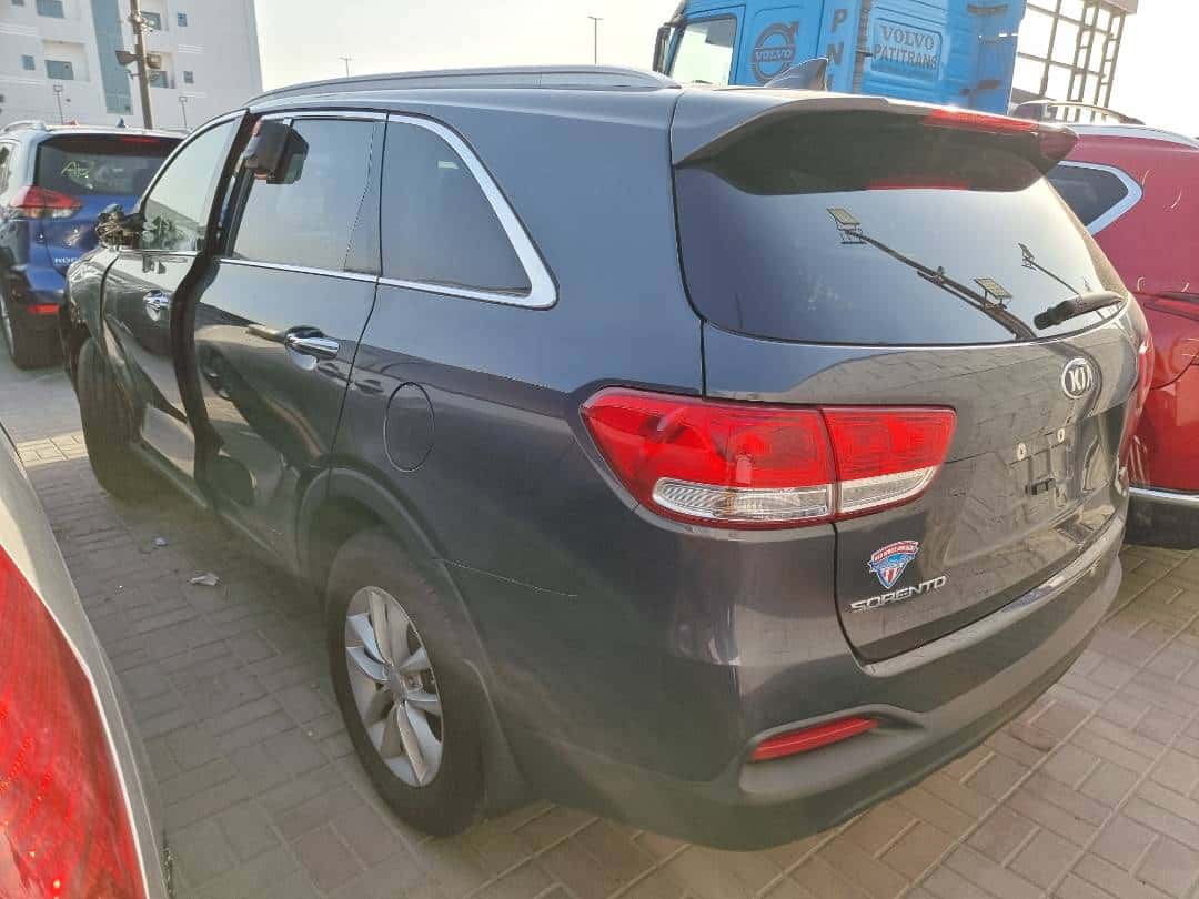 KIA SORENTO - Exterior
