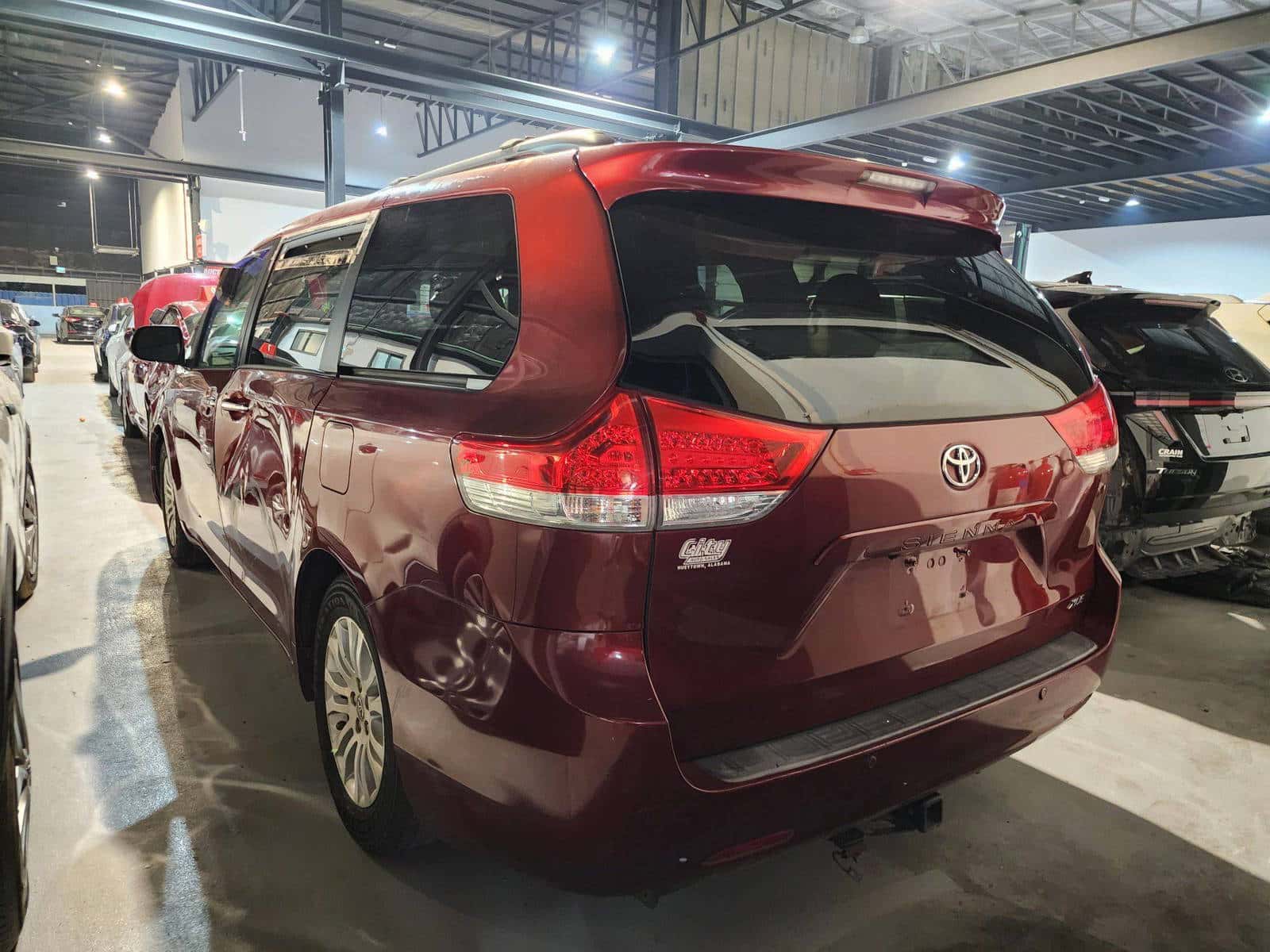 TOYOTA SIENNA - Exterior
