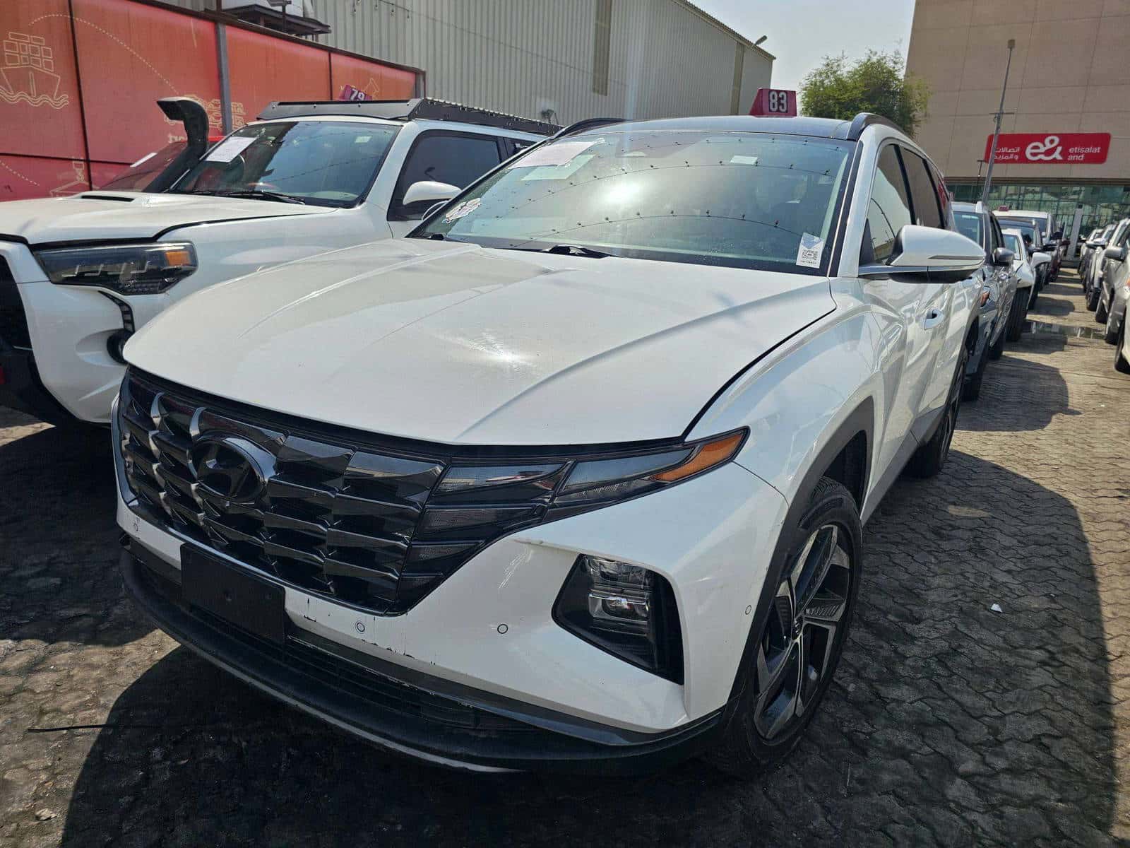 HYUNDAI TUCSON 2023 thumbnail 3