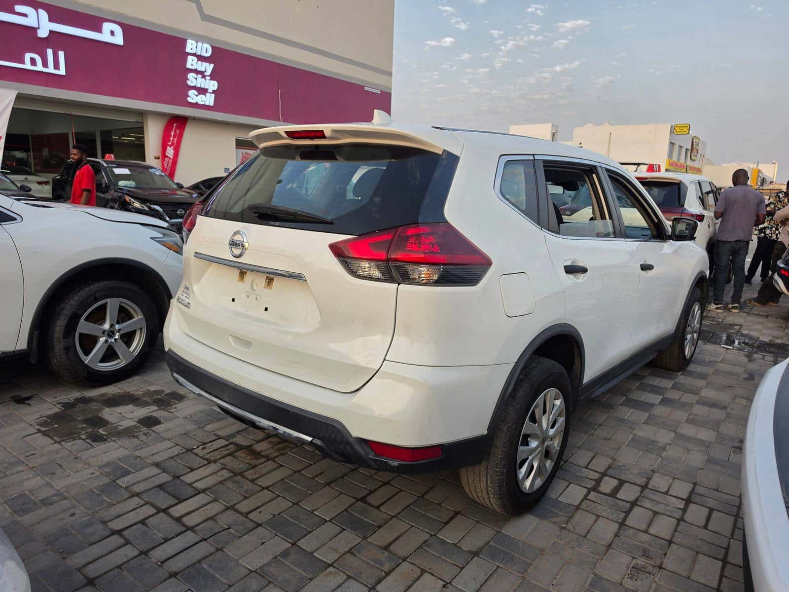 NISSAN ROGUE 2020 thumbnail 4