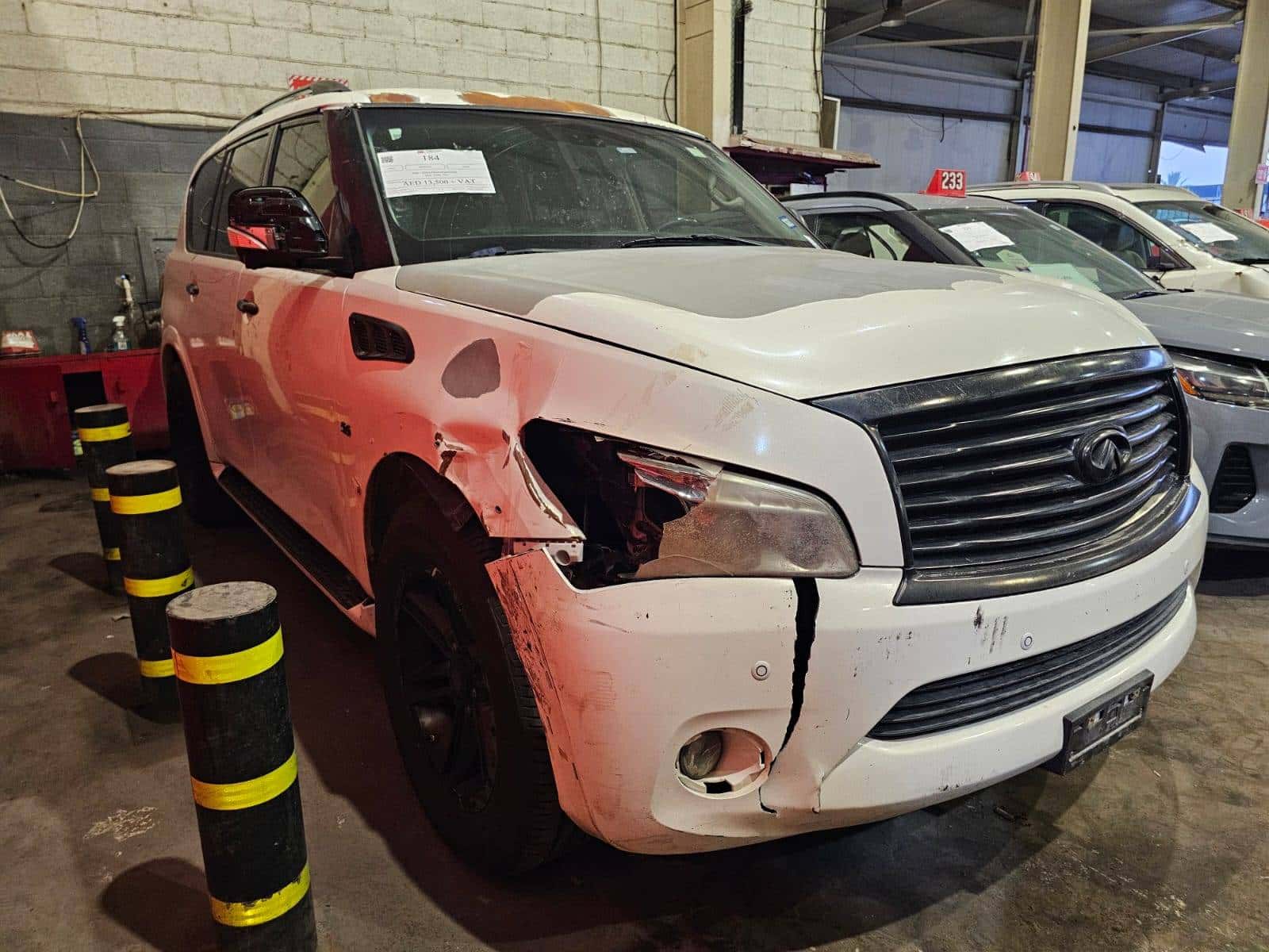 INFINITI QX80 2014 thumbnail 4