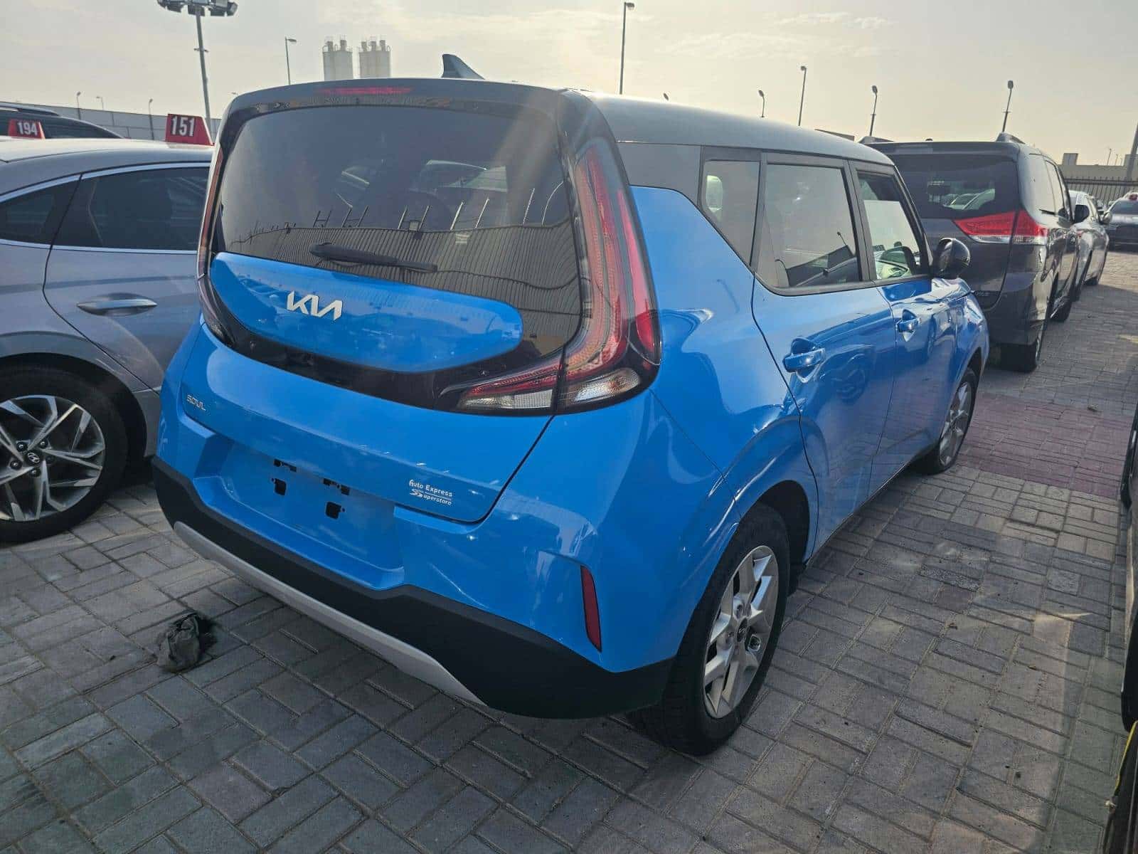 Kia Soul 2023 thumbnail 2