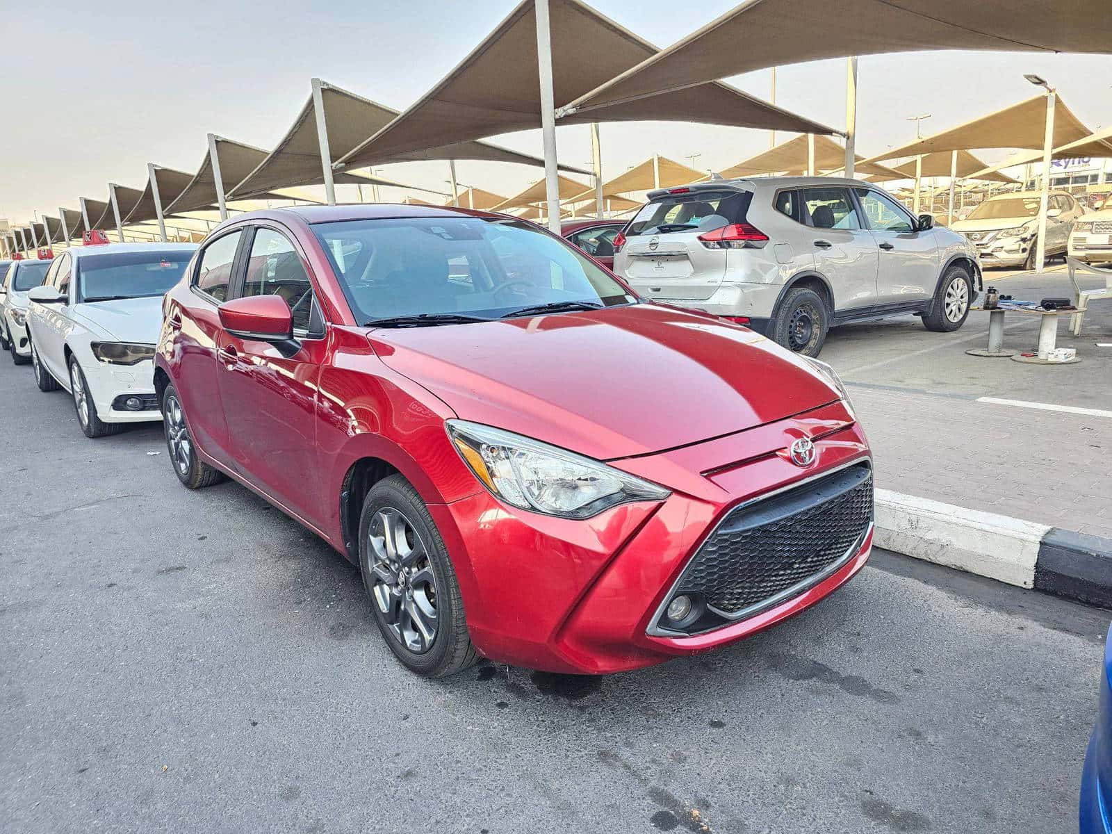 TOYOTA YARIS - Exterior