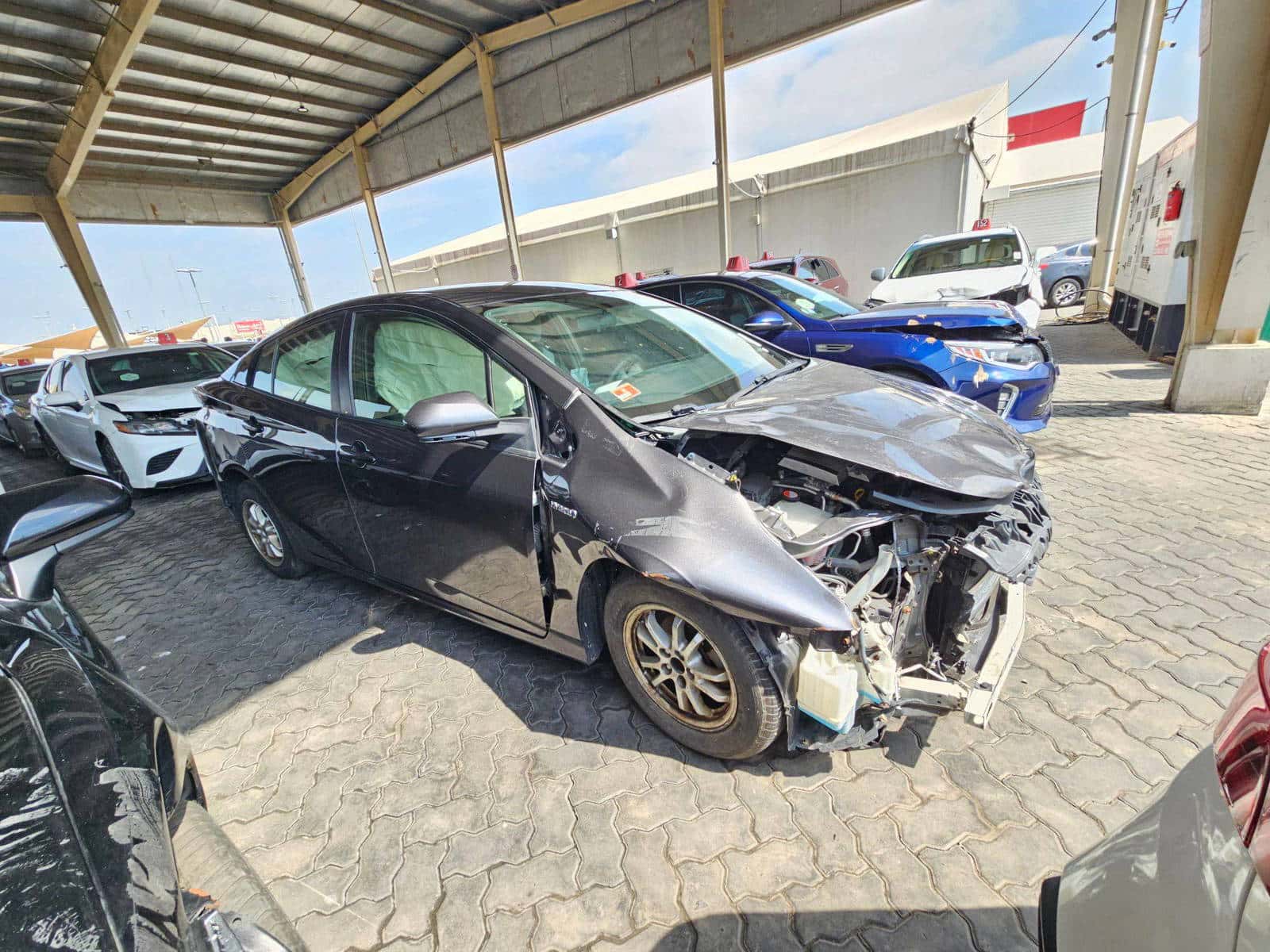 TOYOTA PRIUS - Exterior