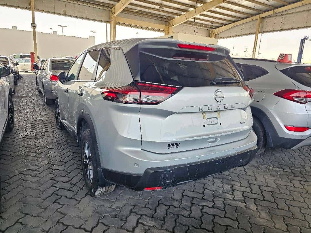 NISSAN ROGUE 2024 thumbnail 1