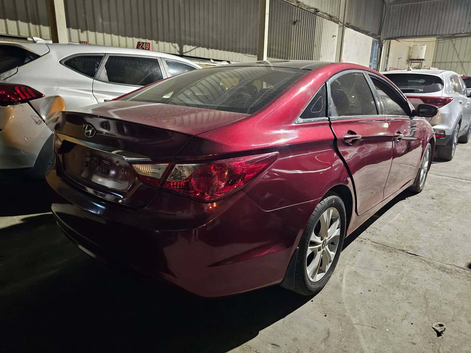 Hyundai Sonata 2011 thumbnail 2