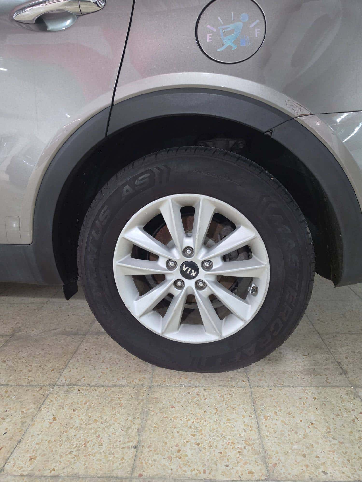 KIA SORENTO 2019 thumbnail 6