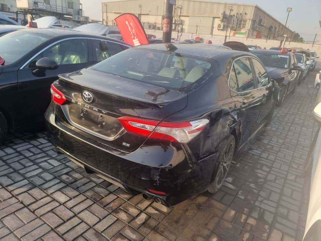 Toyota Camry 2020 thumbnail 4