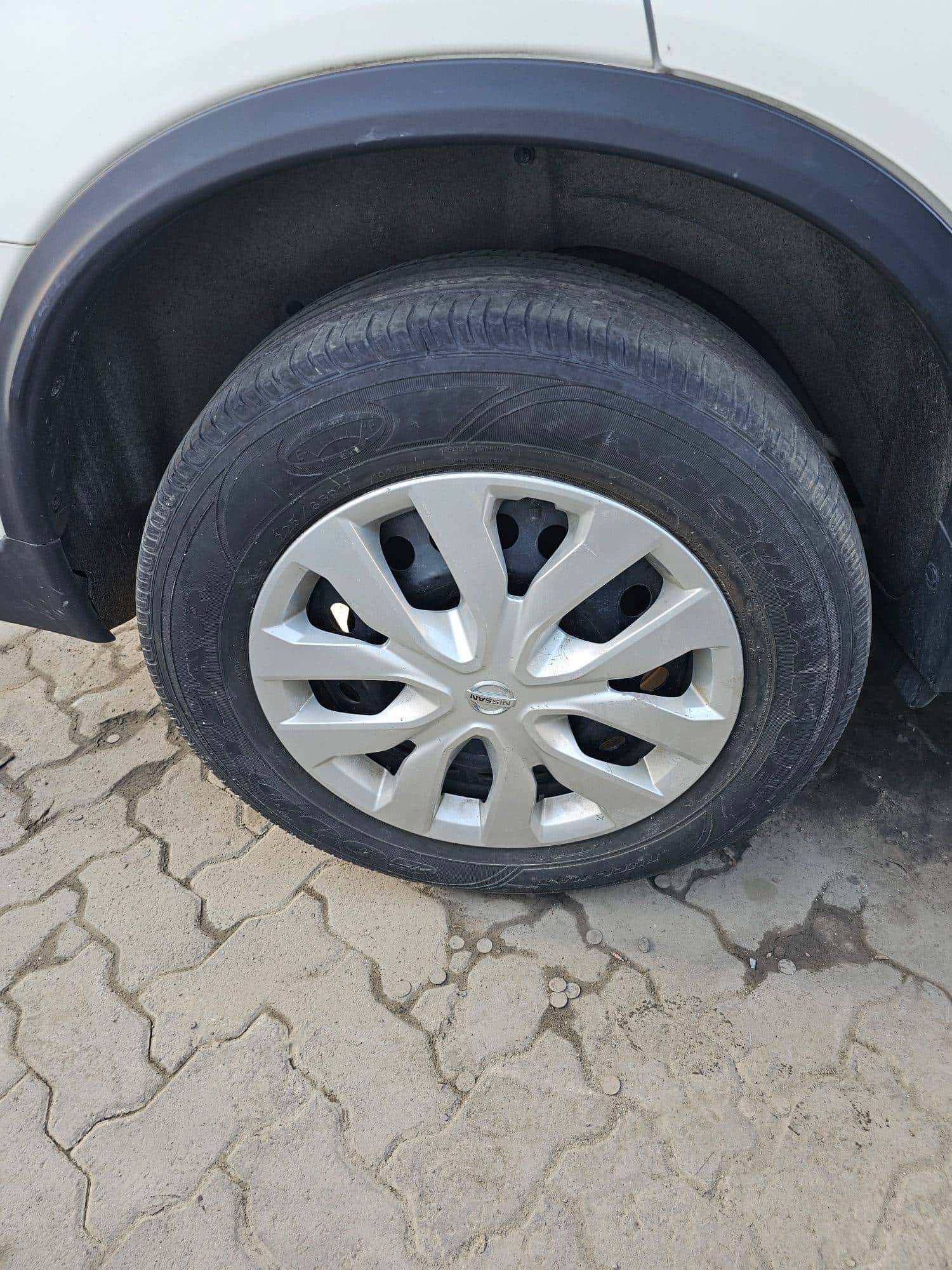 NISSAN ROGUE - Exterior